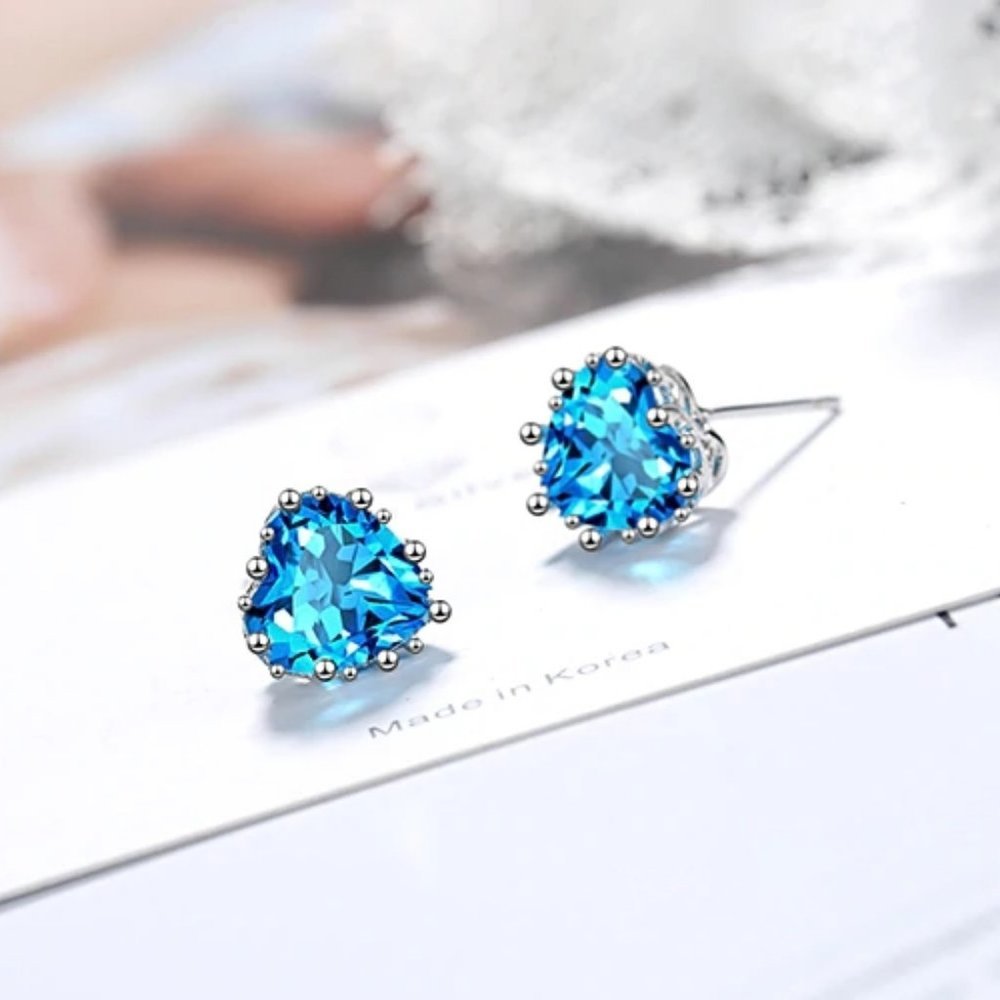 *NEW 925 Sterling Silver Diamond Heart Earrings - Picture 4 of 10